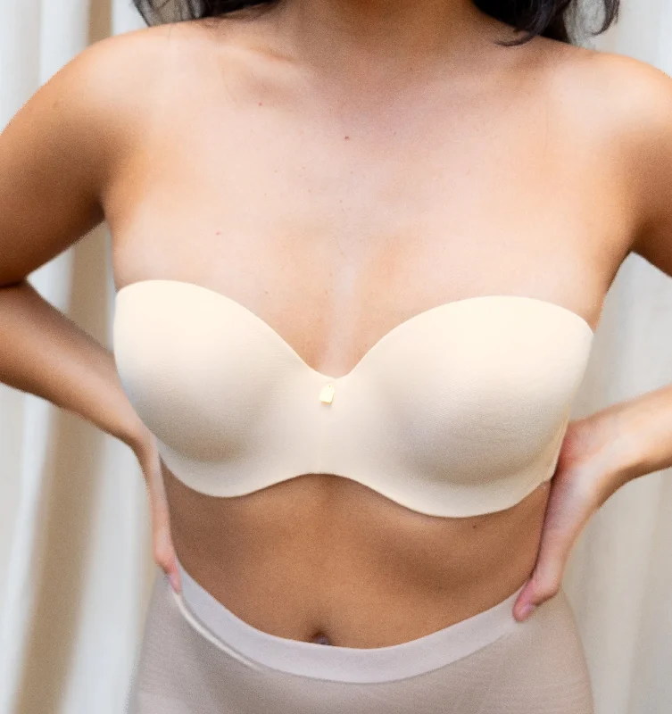 Seamless plunge strapless [Latte]