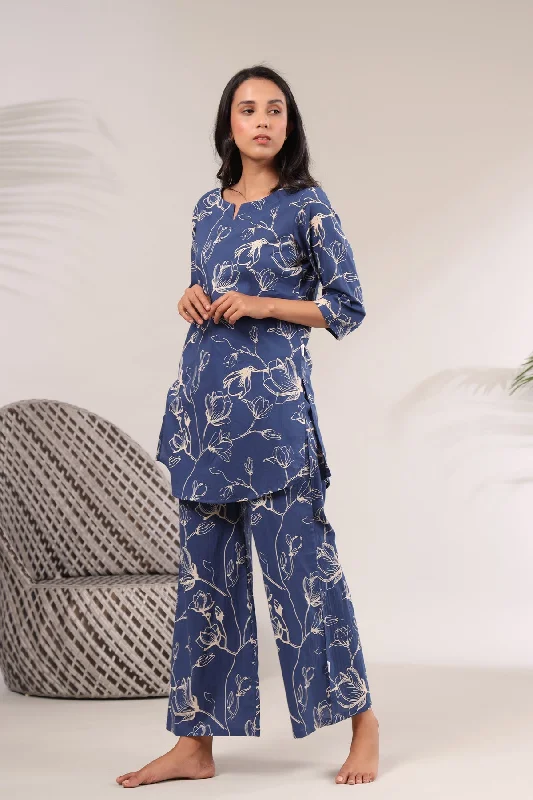 Flowing Jaal on Indigo Plazzo Set