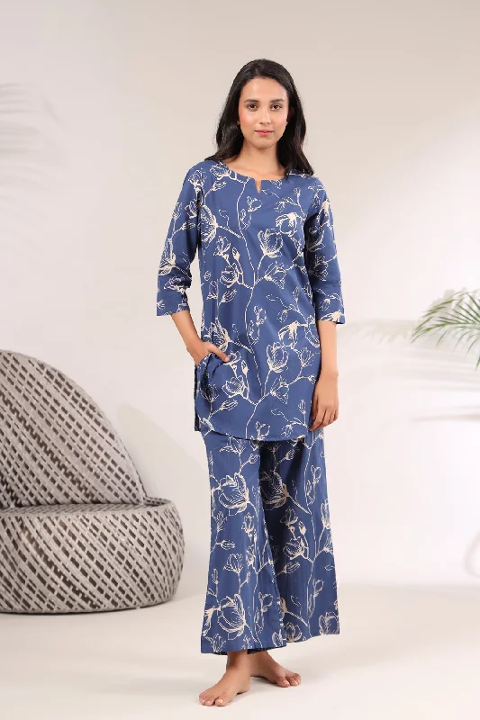 Flowing Jaal on Indigo Plazzo Set