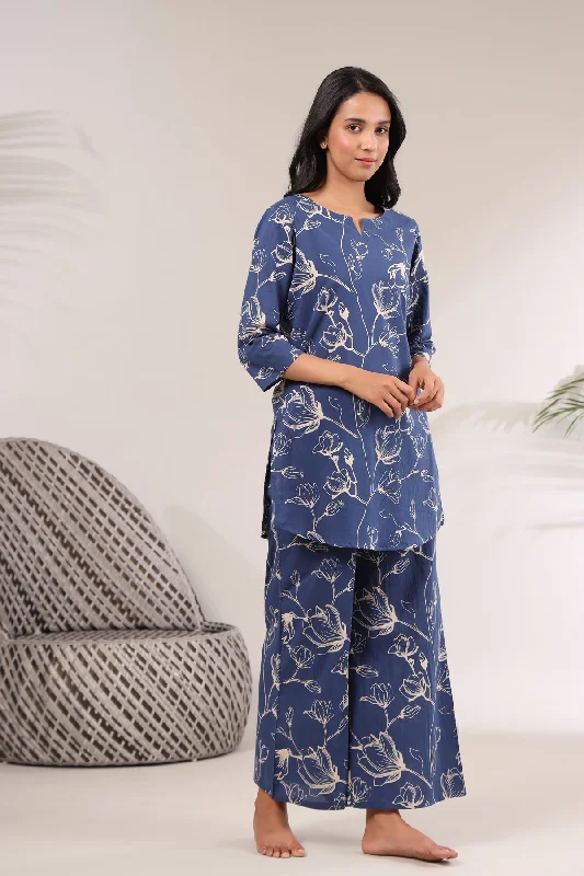 Flowing Jaal on Indigo Plazzo Set